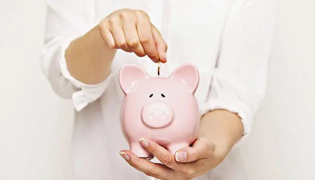 It’s been 5 years since my first attempt at being a bridesmaid, and I’ve since learned that in order to not go broke as a bridesmaid, it’s important to set and stick to a very stern budget early on. Here are six ways to make sure that happens.