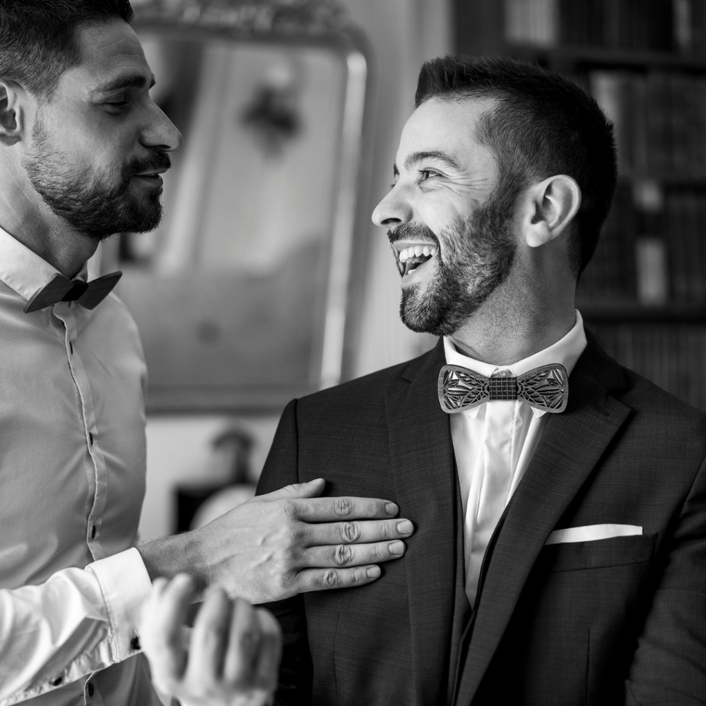 Best Man Speech Structure Examples: When to Add Jokes and How to Keep It Engaging