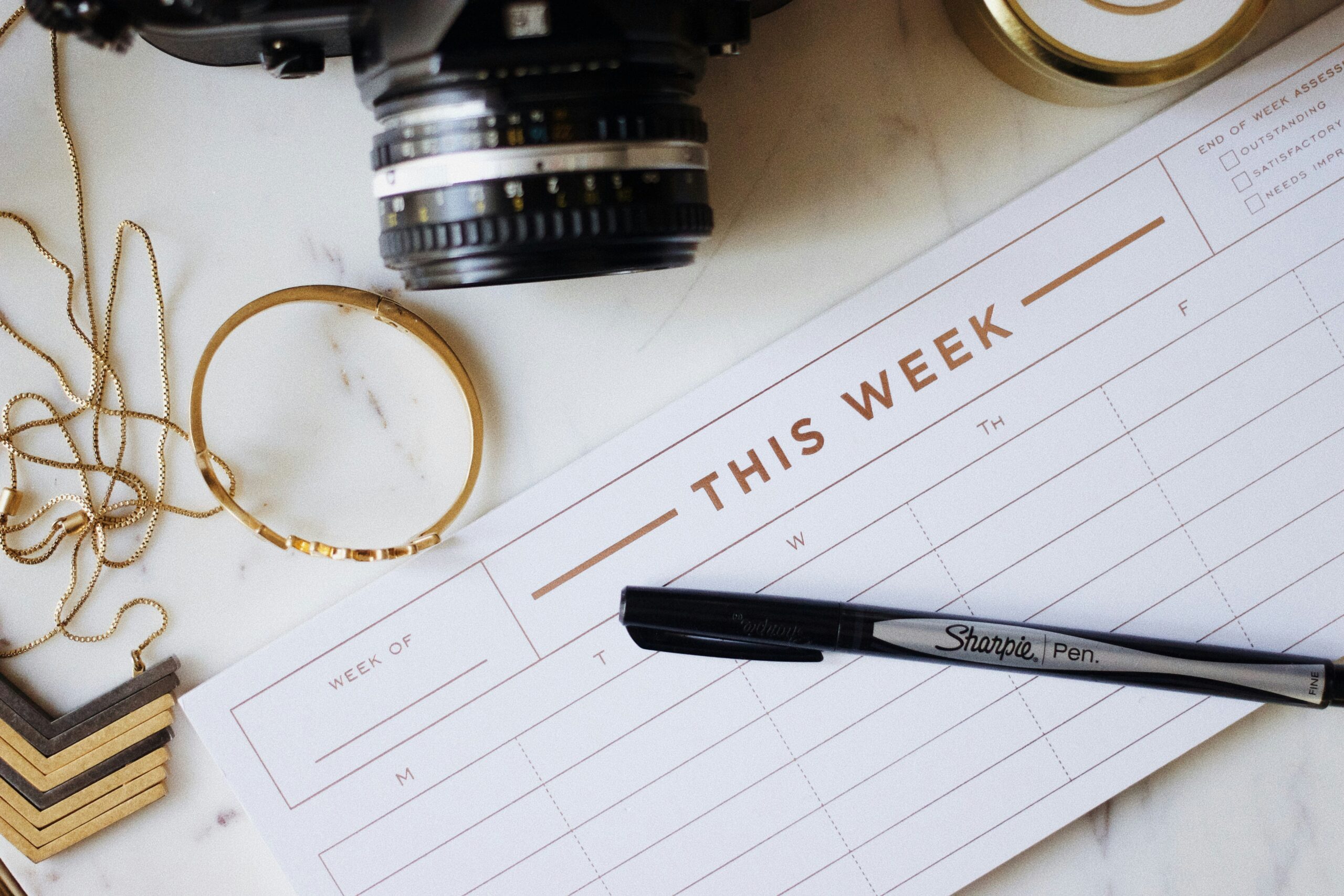 The Ultimate Guide to Mastering Your Wedding Day Timeline