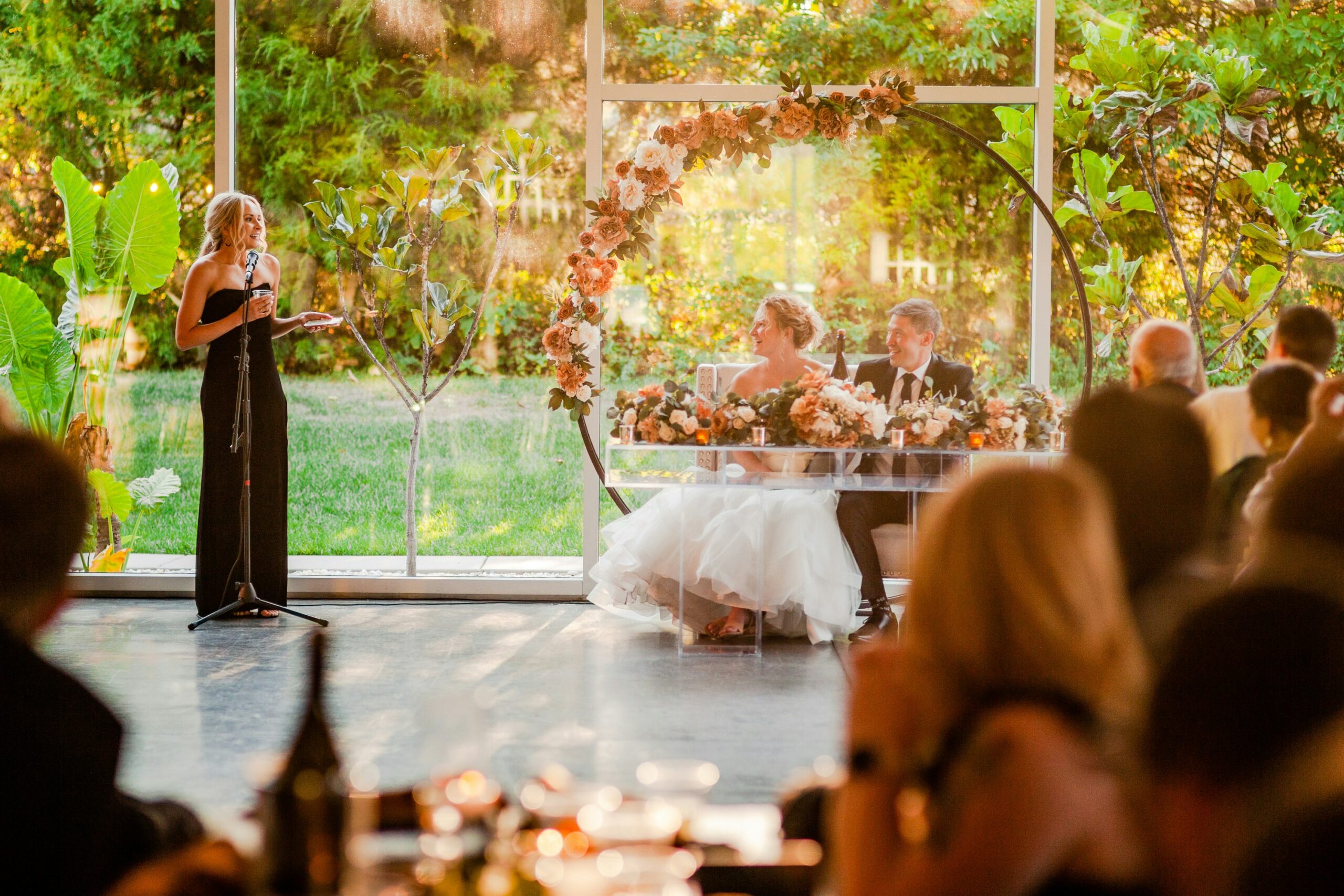 Maid of Honor Speech Examples: Crafting Your Unforgettable Toast