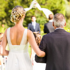 Crafting the Content: Balancing Emotions and Humor in Your Father of the Bride Speech