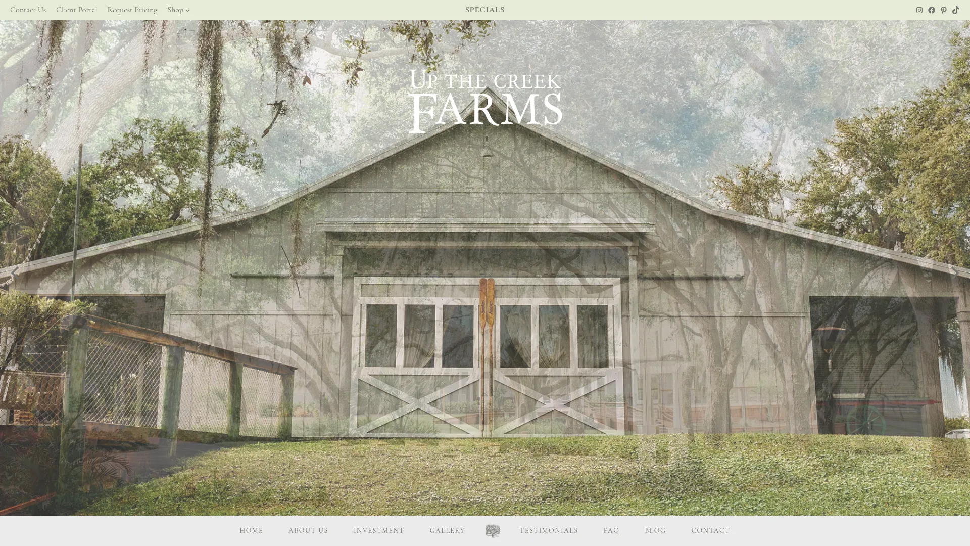 Up the Creek Farms wedding venue with Spanish moss trees