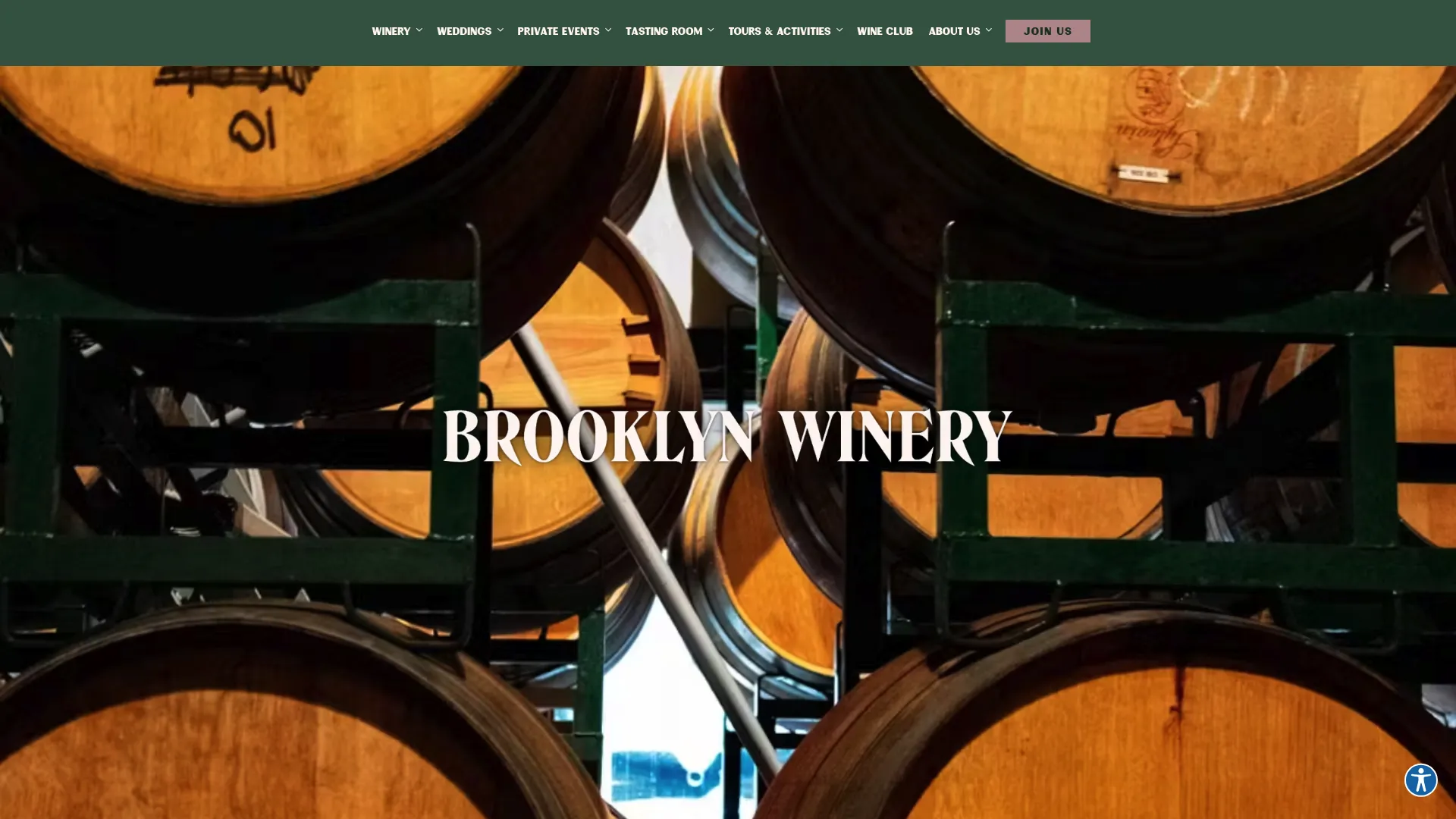 Brooklyn Winery wedding venue with wine barrels