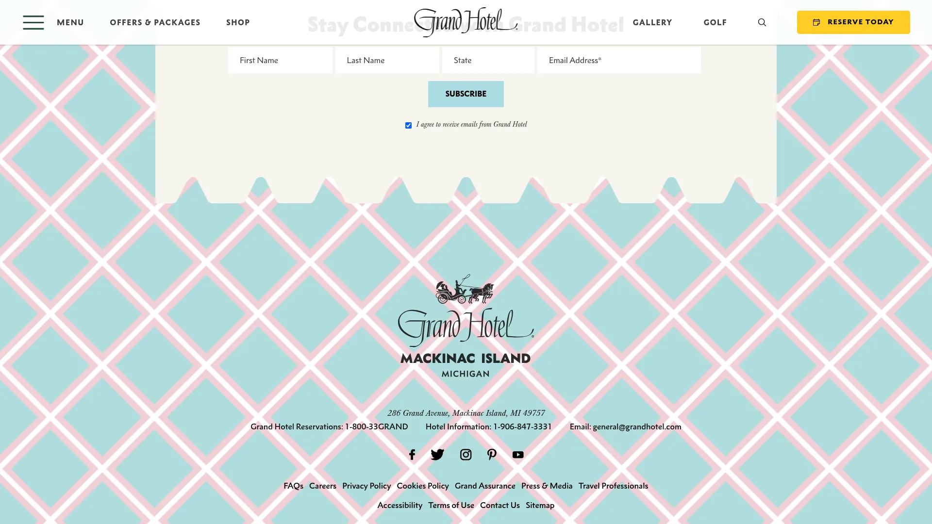 Grand Hotel Mackinac Island luxury wedding venue