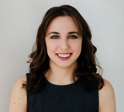 Headshot of Amanda, a Bridesmaid for Hire client